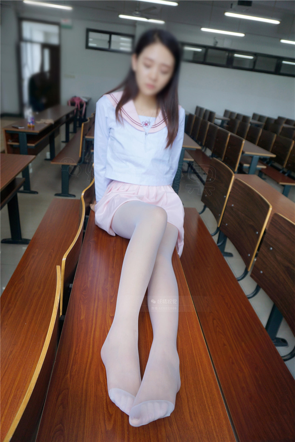 图片[1]-[妖精视觉] NO.085 苏苏 狐狸的丝袜尾巴 [62P]-微密空间-全网最全抖音网红铁粉空间写真